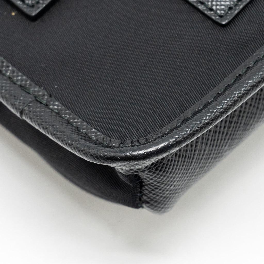 prada-smartphone-case-re-nylon-and-saffiano-leather-black-shw