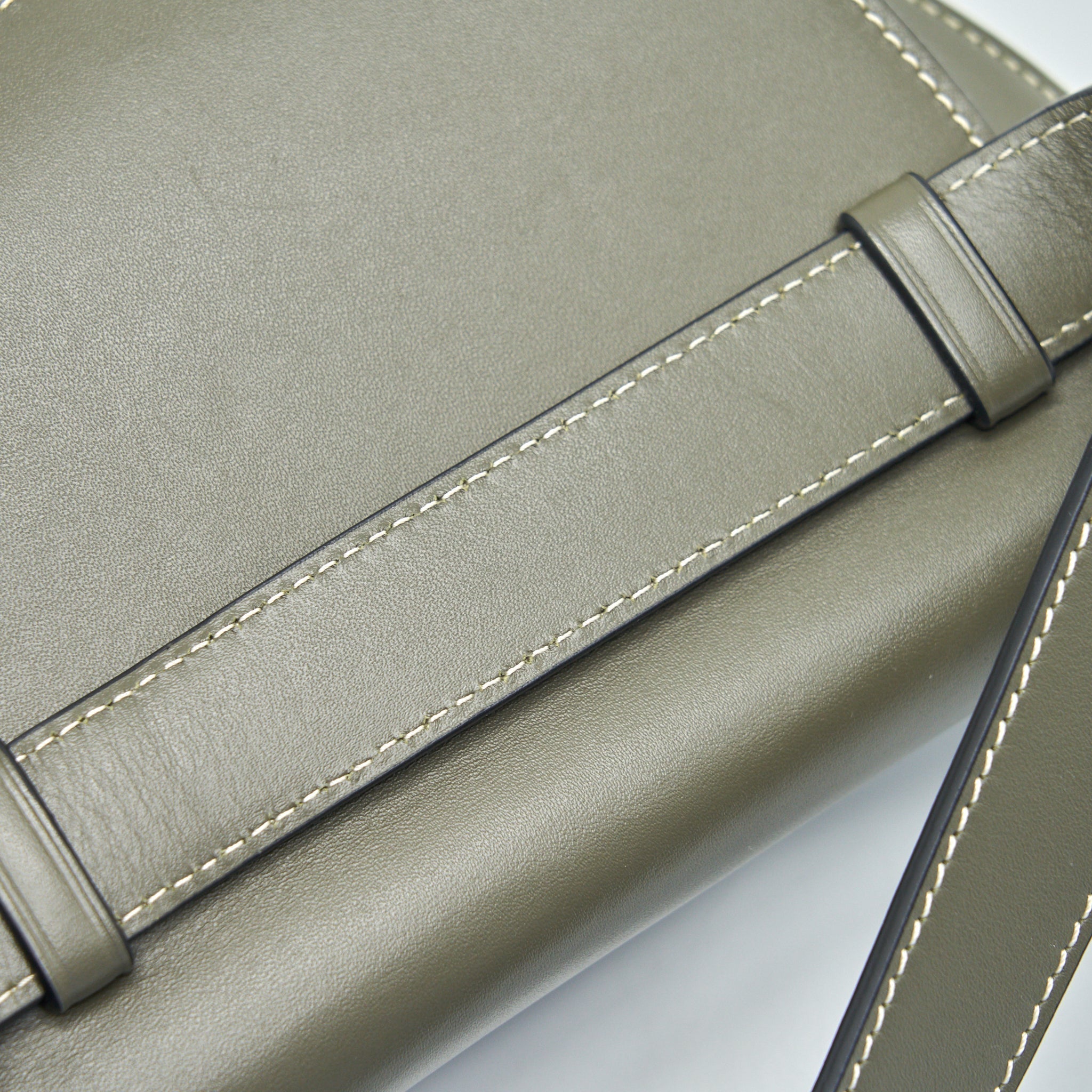 loewe-gate-mini-leather-belt-bag-olive-green