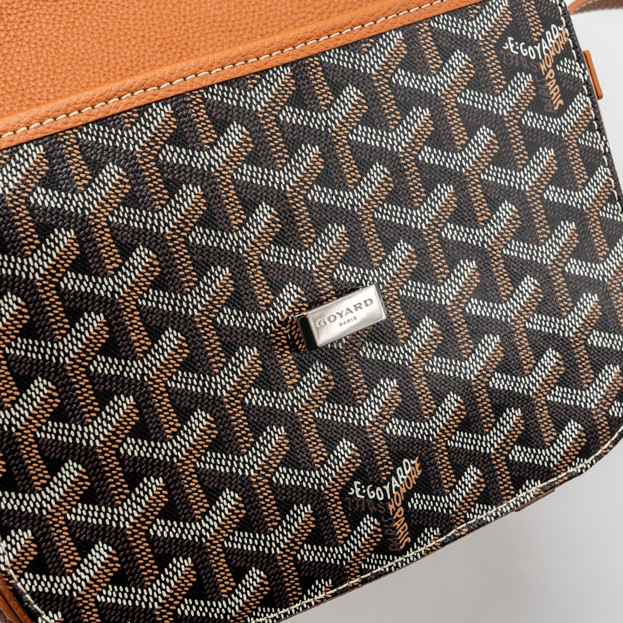 goyard-belvedere-pm-messenger-bag-goyardline-canvas-calfskin-black-tan-shw