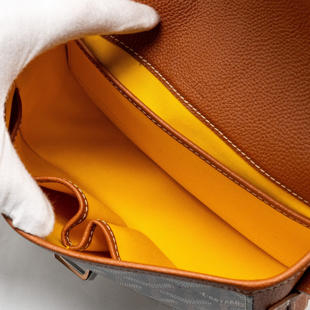 goyard-belvedere-pm-messenger-bag-goyardline-canvas-calfskin-black-tan-shw