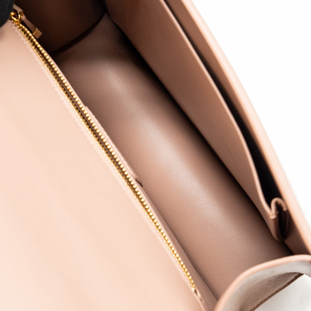 dior-30-montaigne-bag-calfskin-dark-beige-ghw