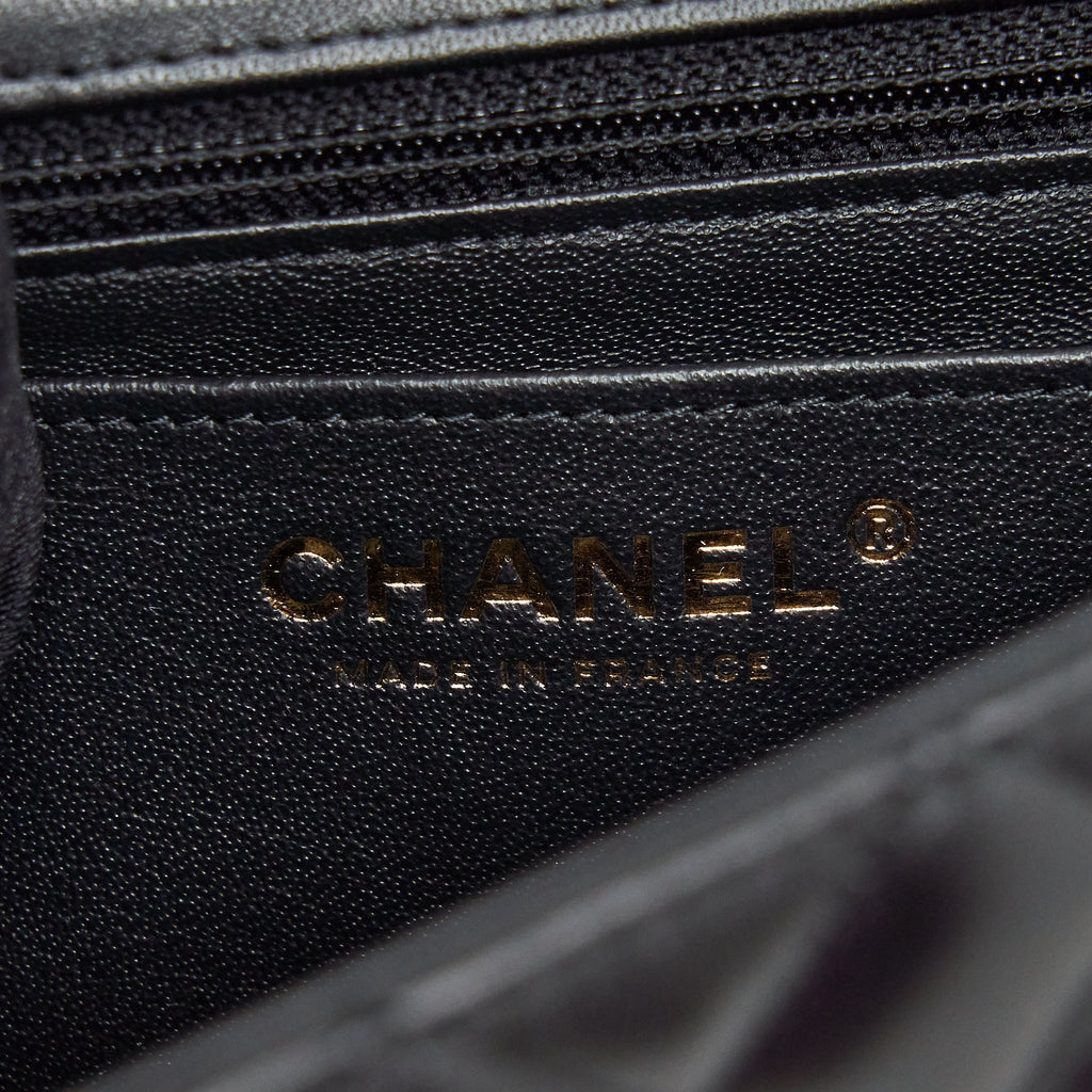 chanel-mini-rectangular-flap-bag-lambskin-black-lghw-1