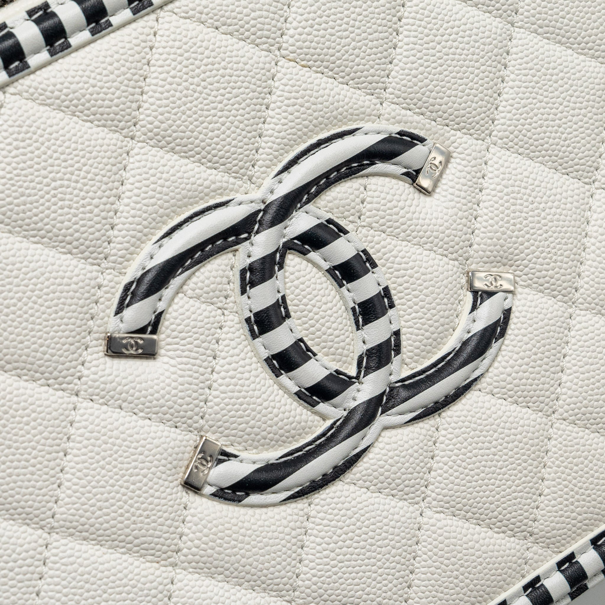 chanel-medium-filigree-camera-bag-caviar-white-black-shw