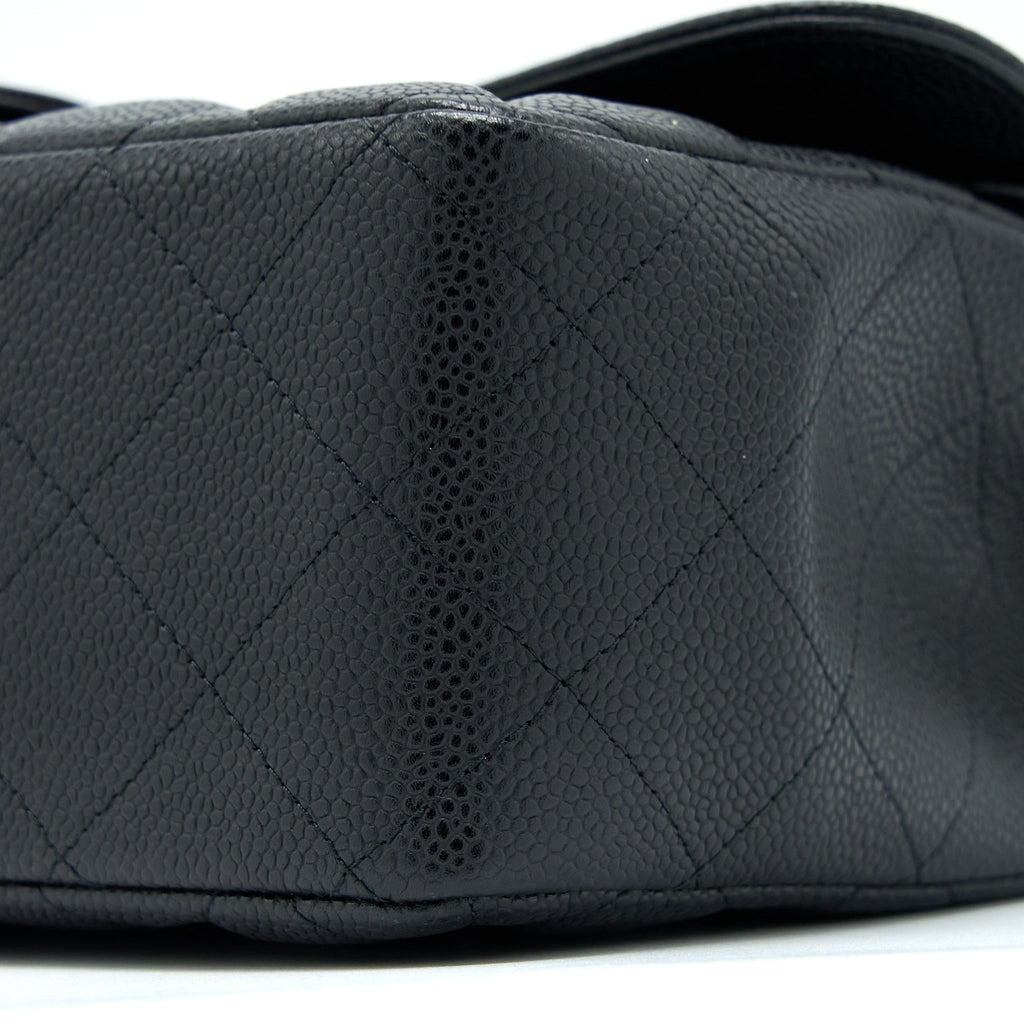 chanel-jumbo-classic-double-flap-bag-caviar-black-ghw-3
