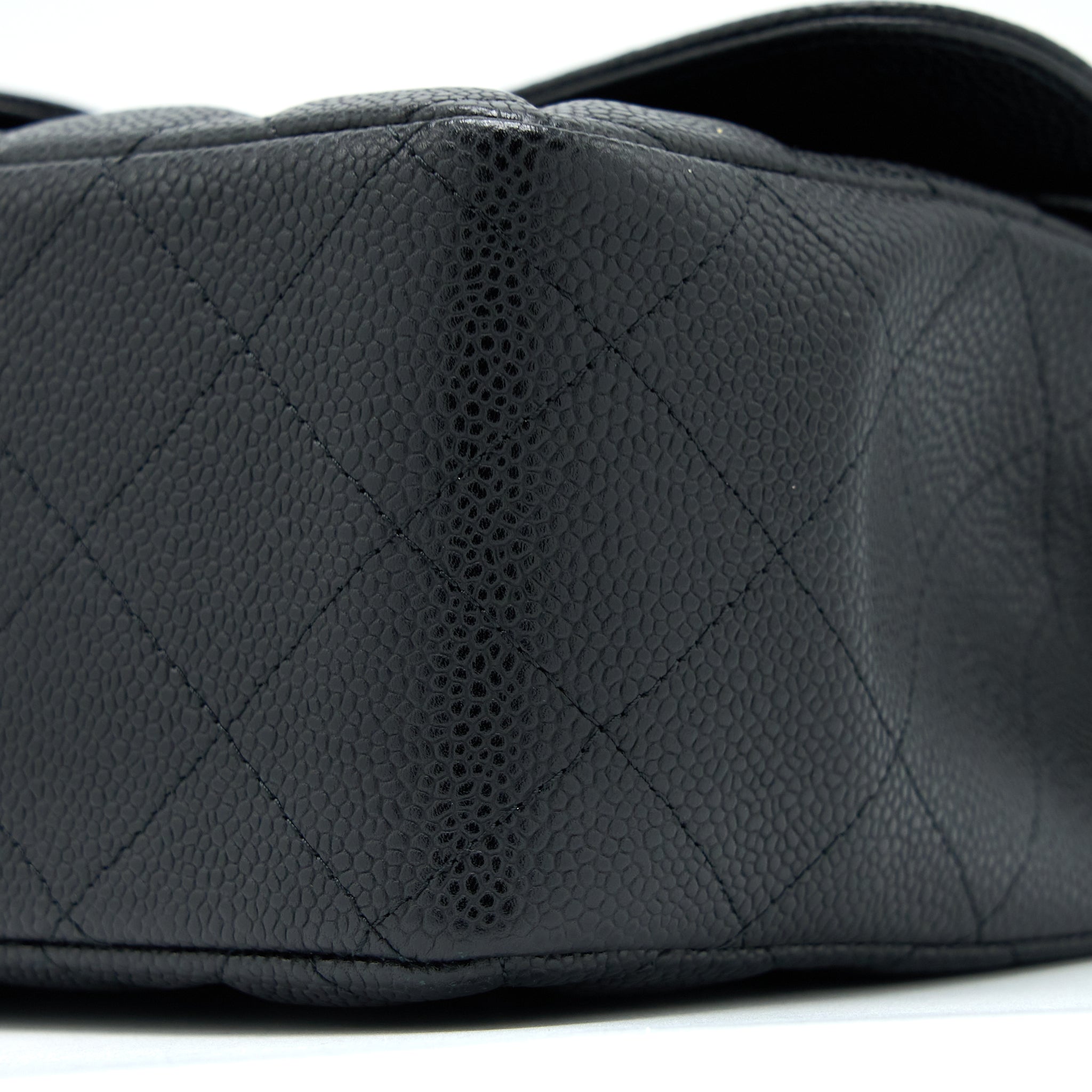 chanel-jumbo-classic-double-flap-bag-caviar-black-ghw-3
