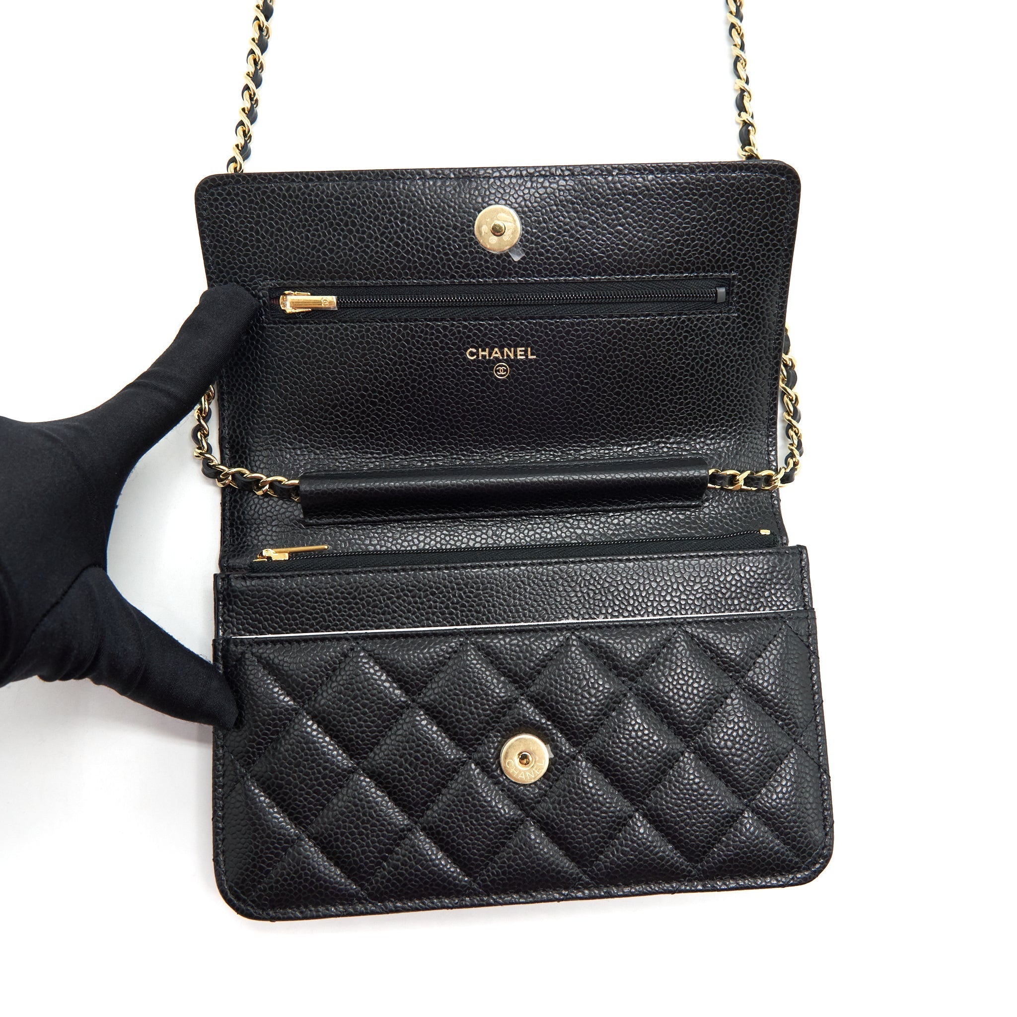chanel-22p-classic-wallet-on-chain-caviar-black-lghw-microchip
