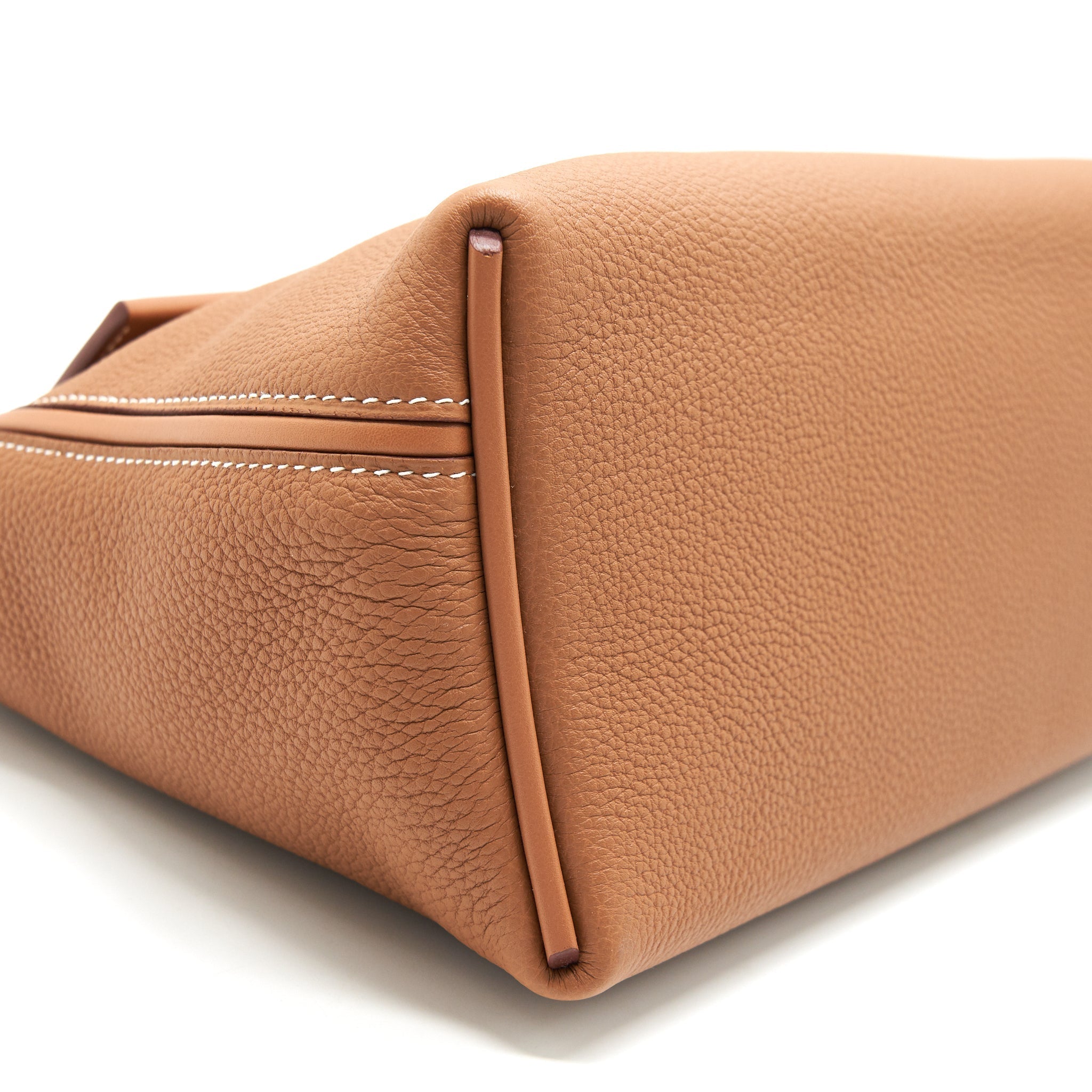 hermes-24-24-29-bag-togo-gold-37-shw-stampy