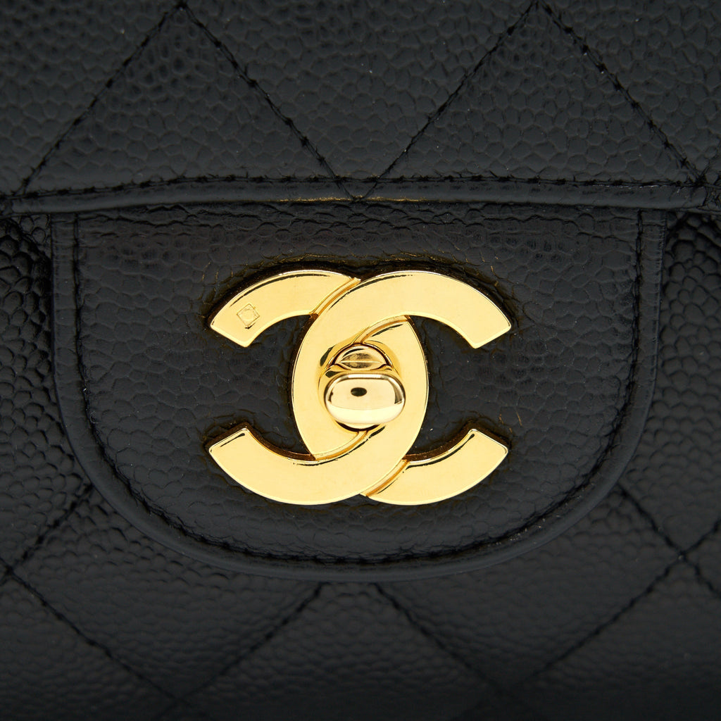 chanel-jumbo-single-flap-caviar-black-ghw