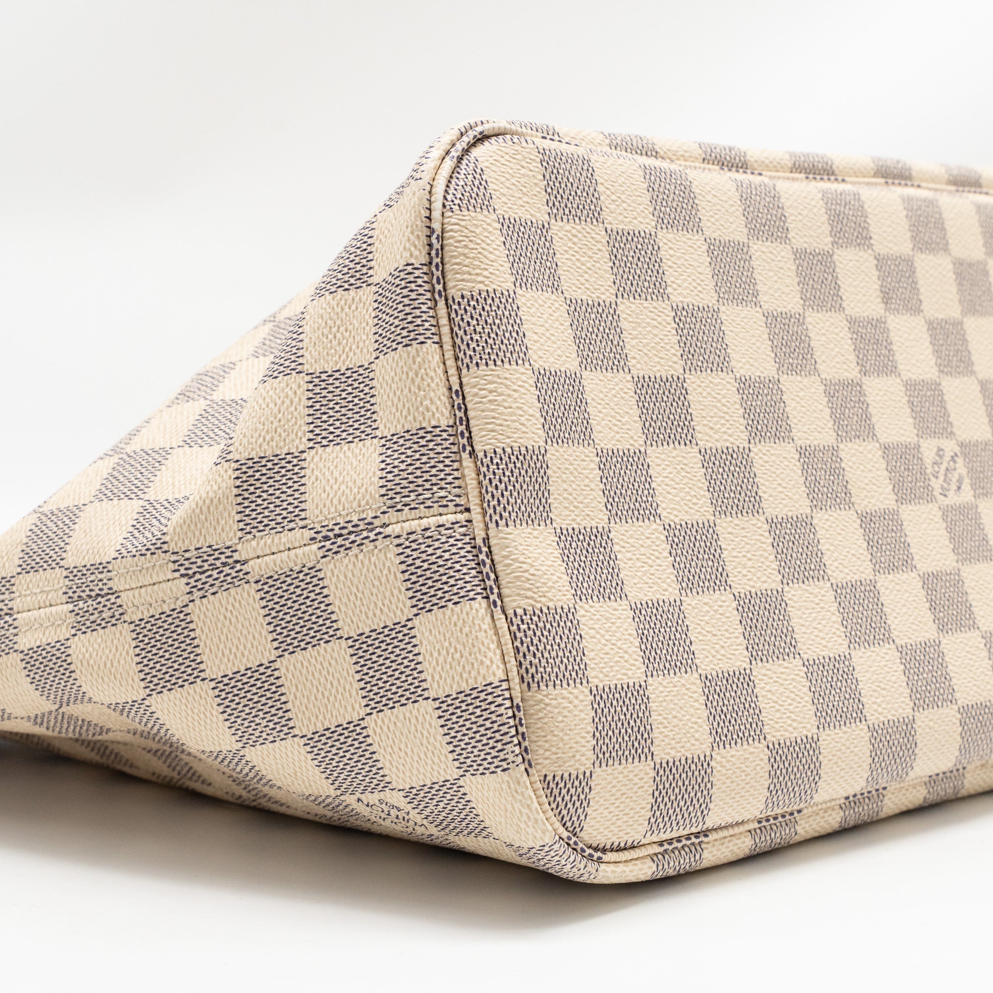 louis-vuitton-neverfull-mm-damier-azur-ghw-2
