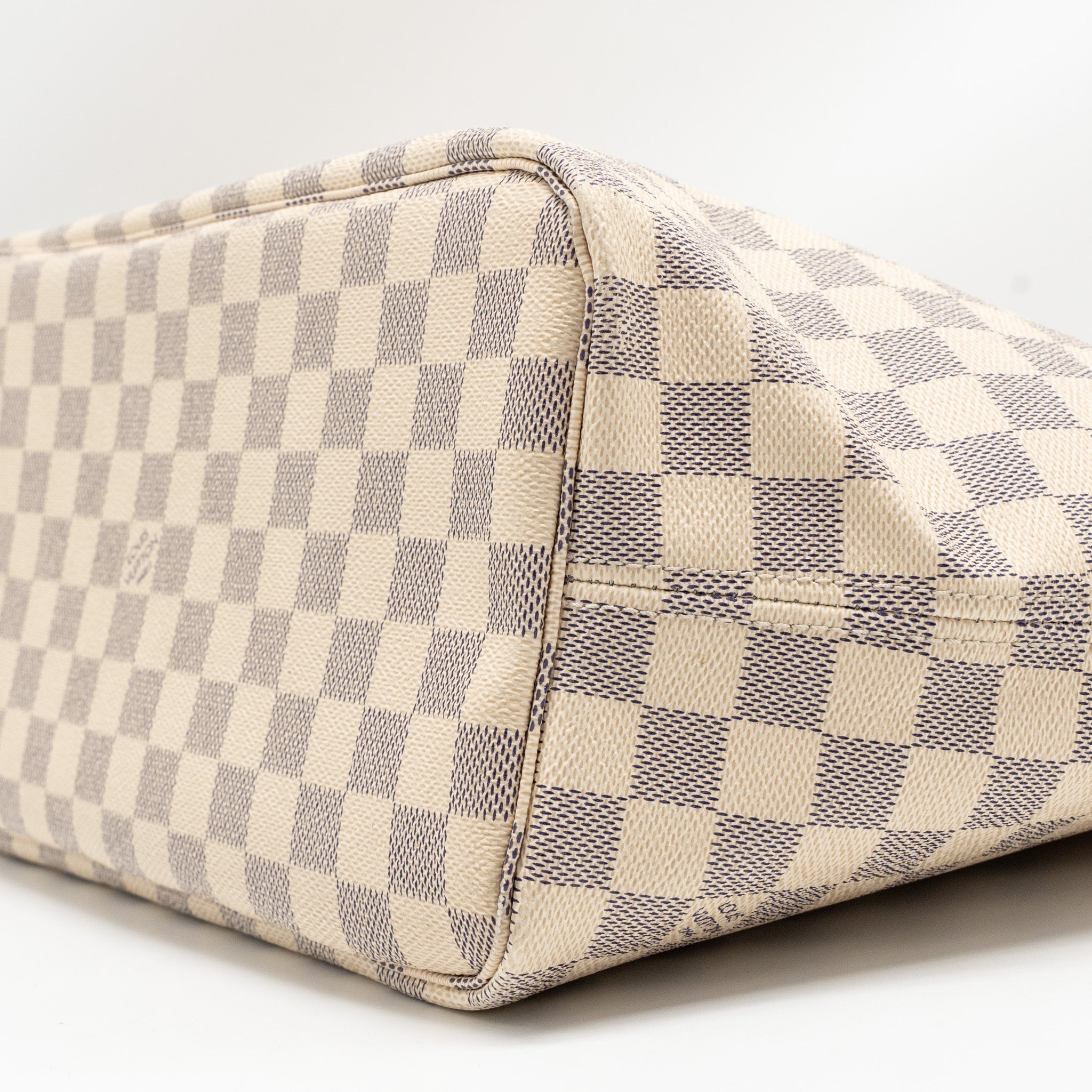 louis-vuitton-neverfull-mm-damier-azur-ghw-2