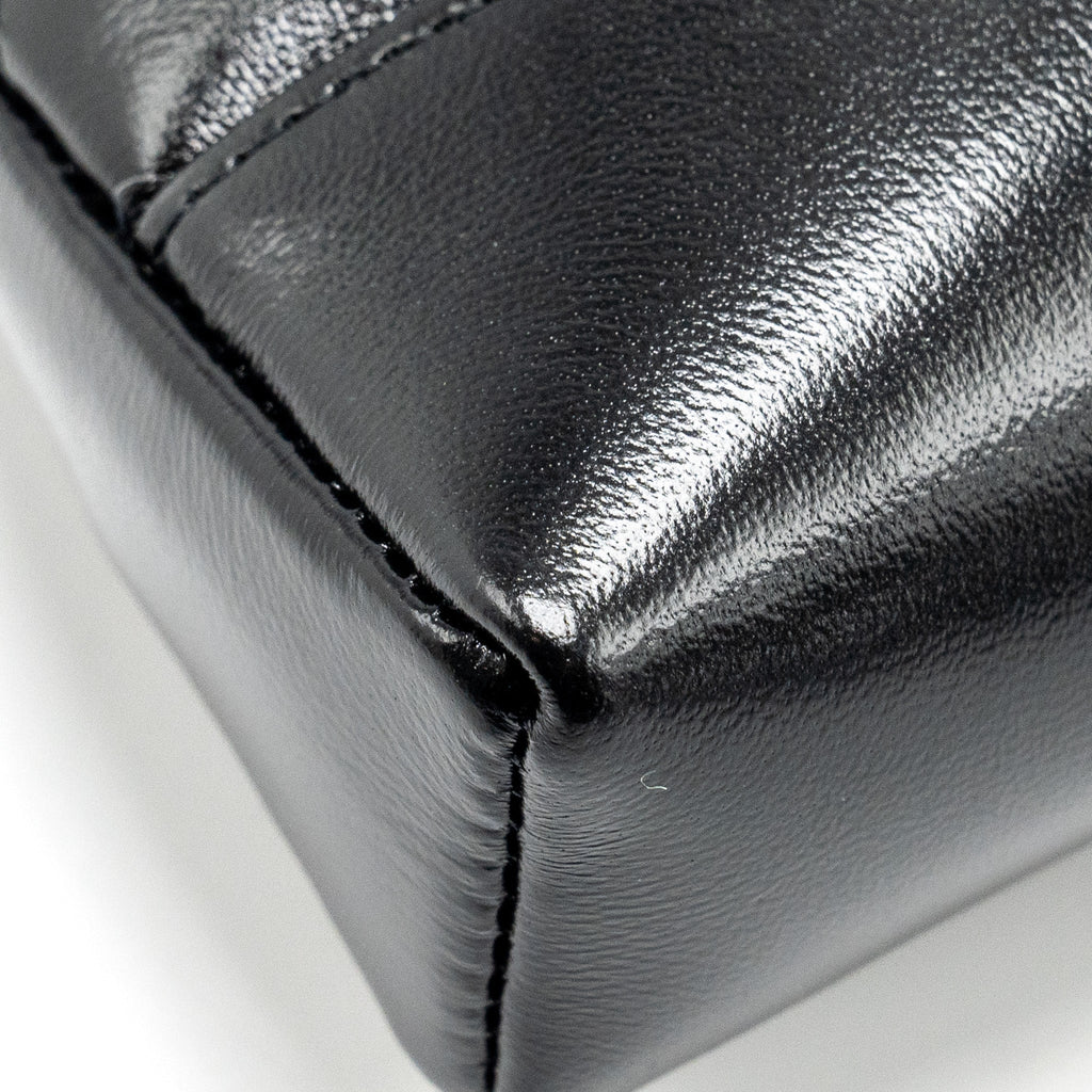 chanel-mini-31-clutch-with-chain-shiny-calfskin-black-lghw-1