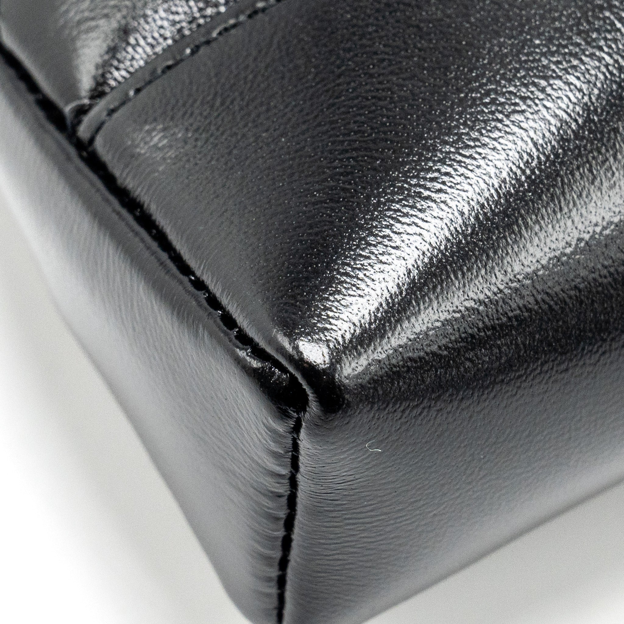 chanel-mini-31-clutch-with-chain-shiny-calfskin-black-lghw-1