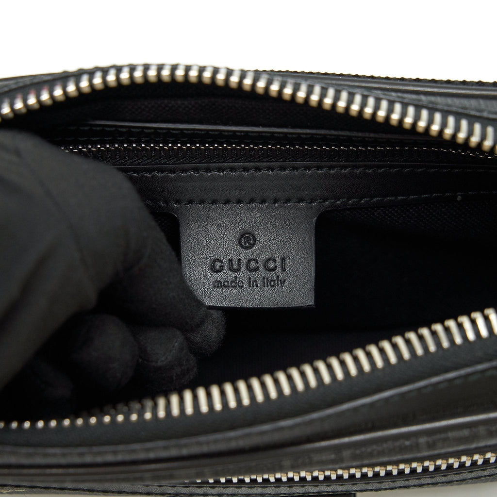 gucci-gg-supreme-tiger-belt-bag-black