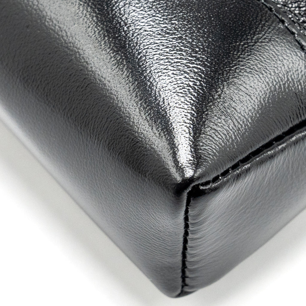 chanel-mini-31-clutch-with-chain-shiny-calfskin-black-lghw-1