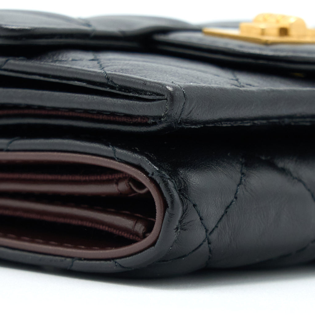 chanel-reissue-compact-wallet-calfskin-black-ghw