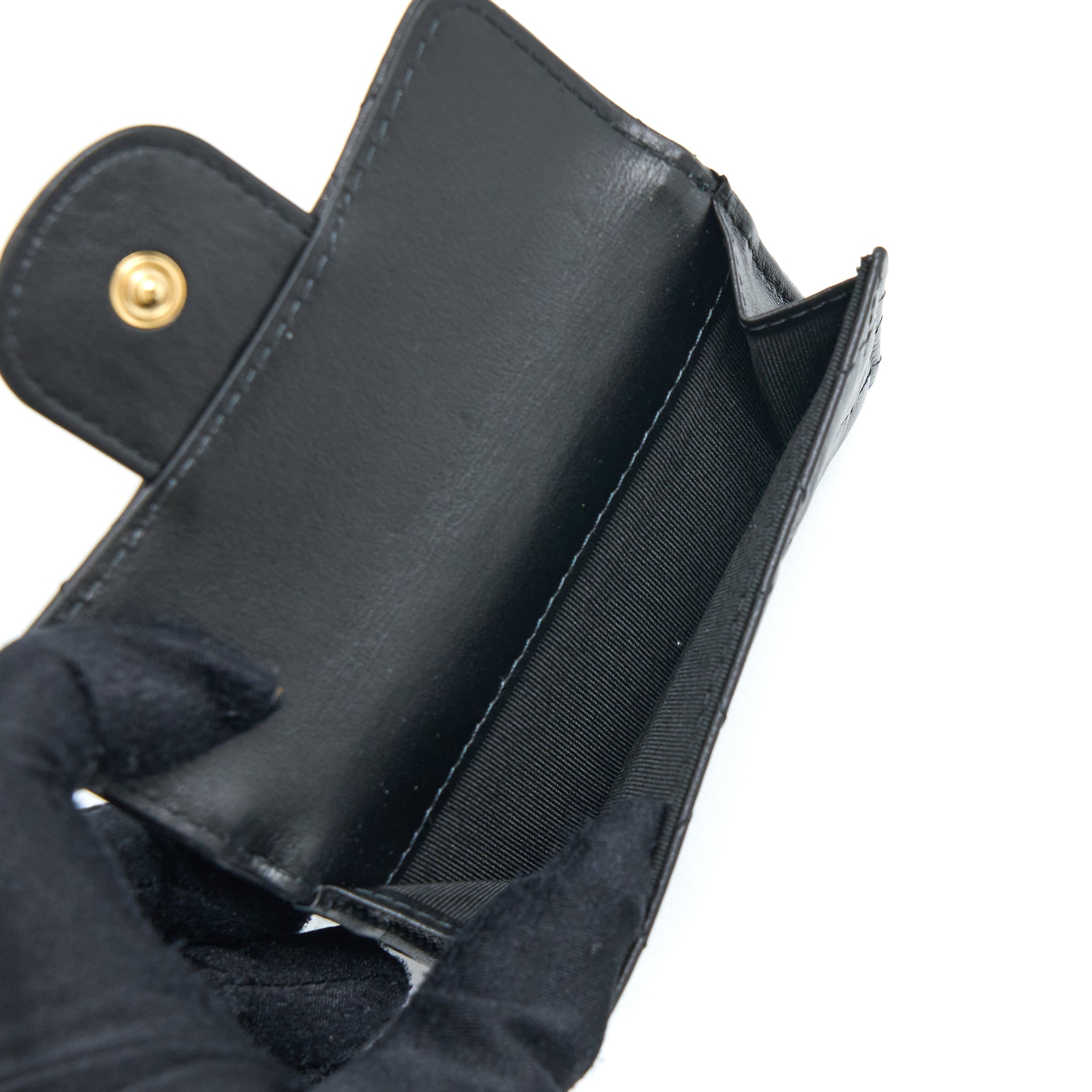 chanel-reissue-compact-wallet-calfskin-black-ghw