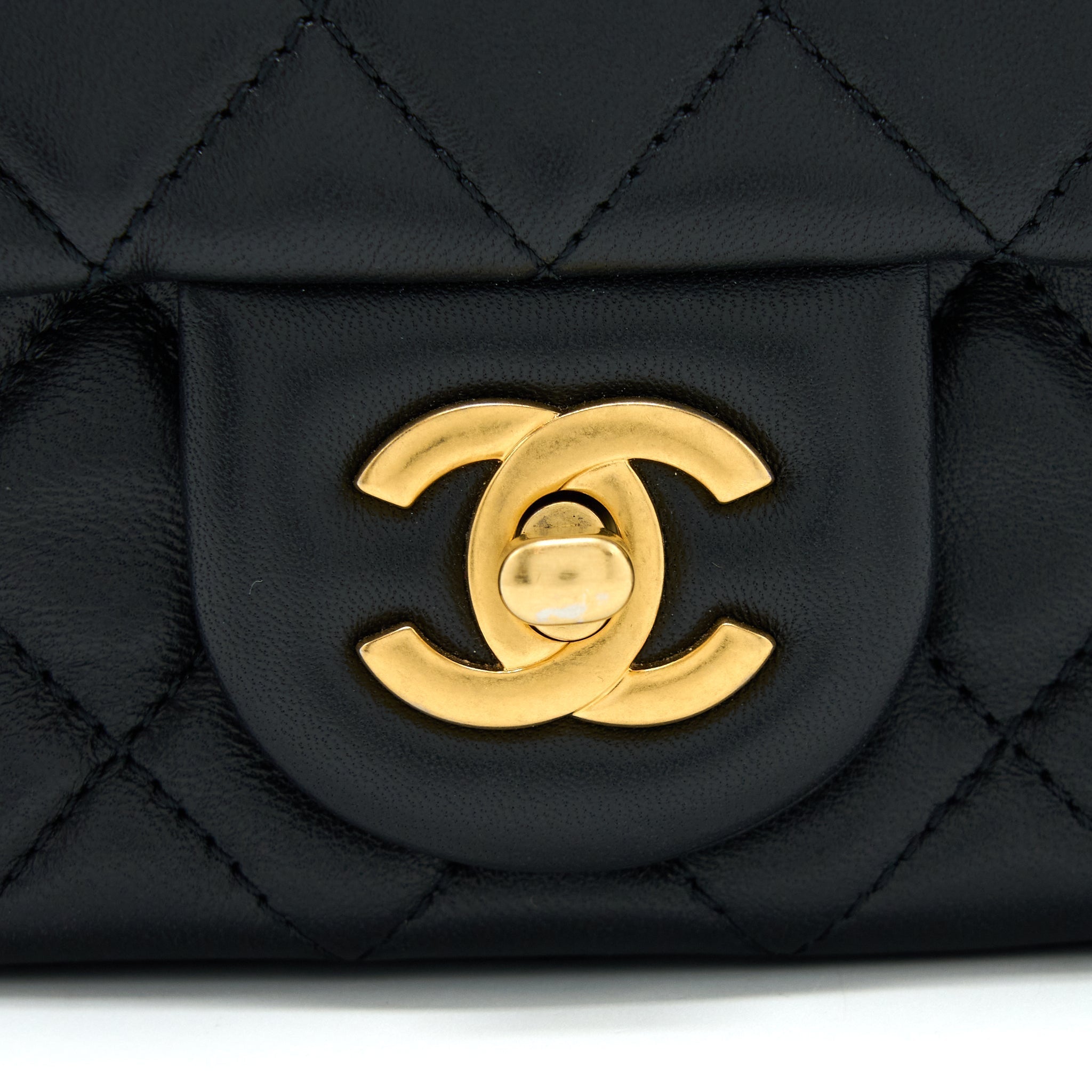 chanel-pearl-crush-mini-square-lambskin-black-brushed-ghw-microchip-1