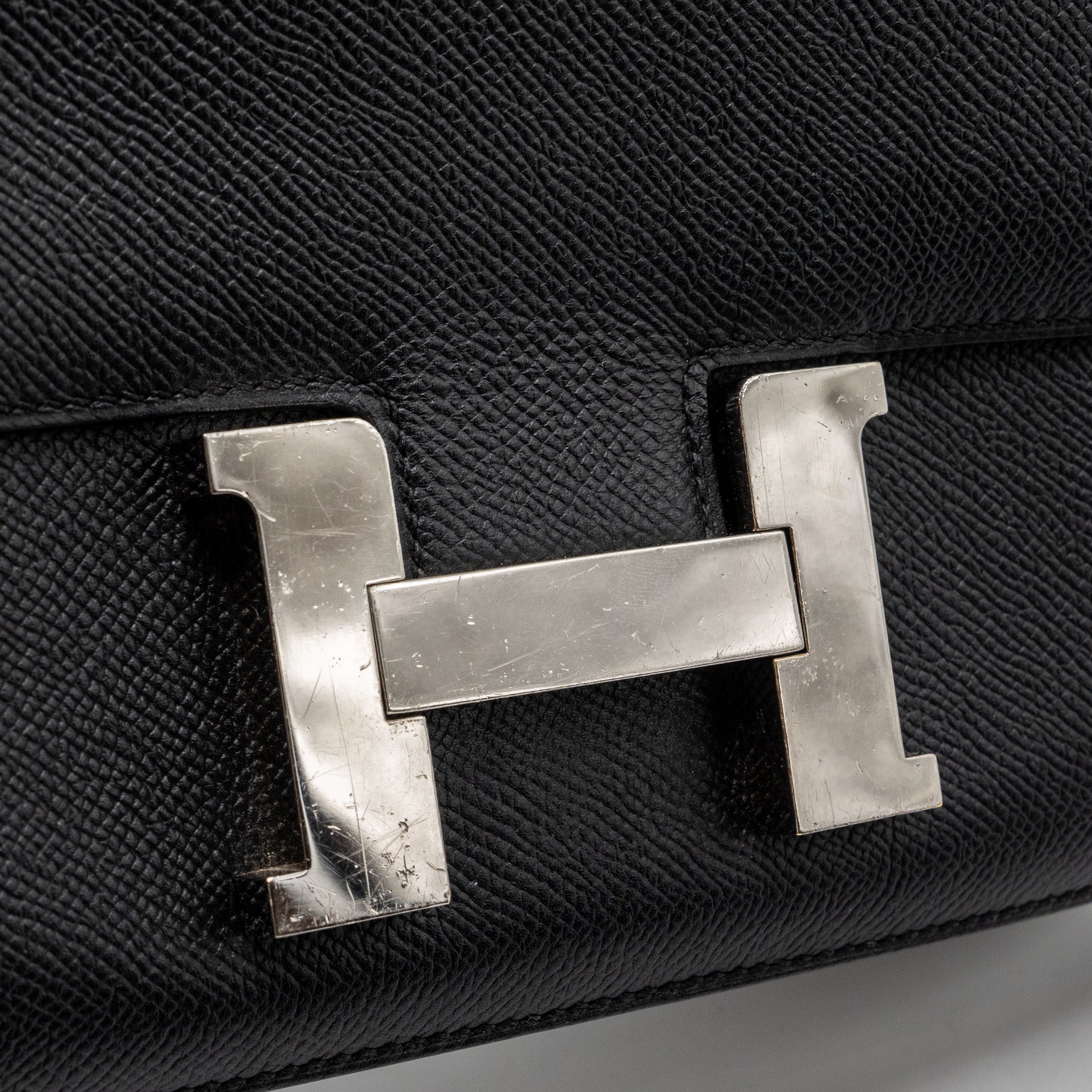 hermes-constance-24-epsom-black-shw-stamp-a