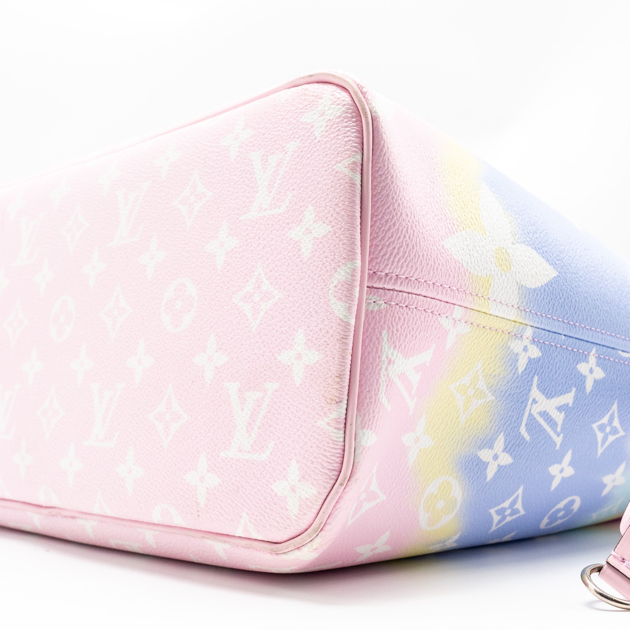 louis-vuitton-neverfull-mm-escal-giant-canvas-pastel-pink-shw