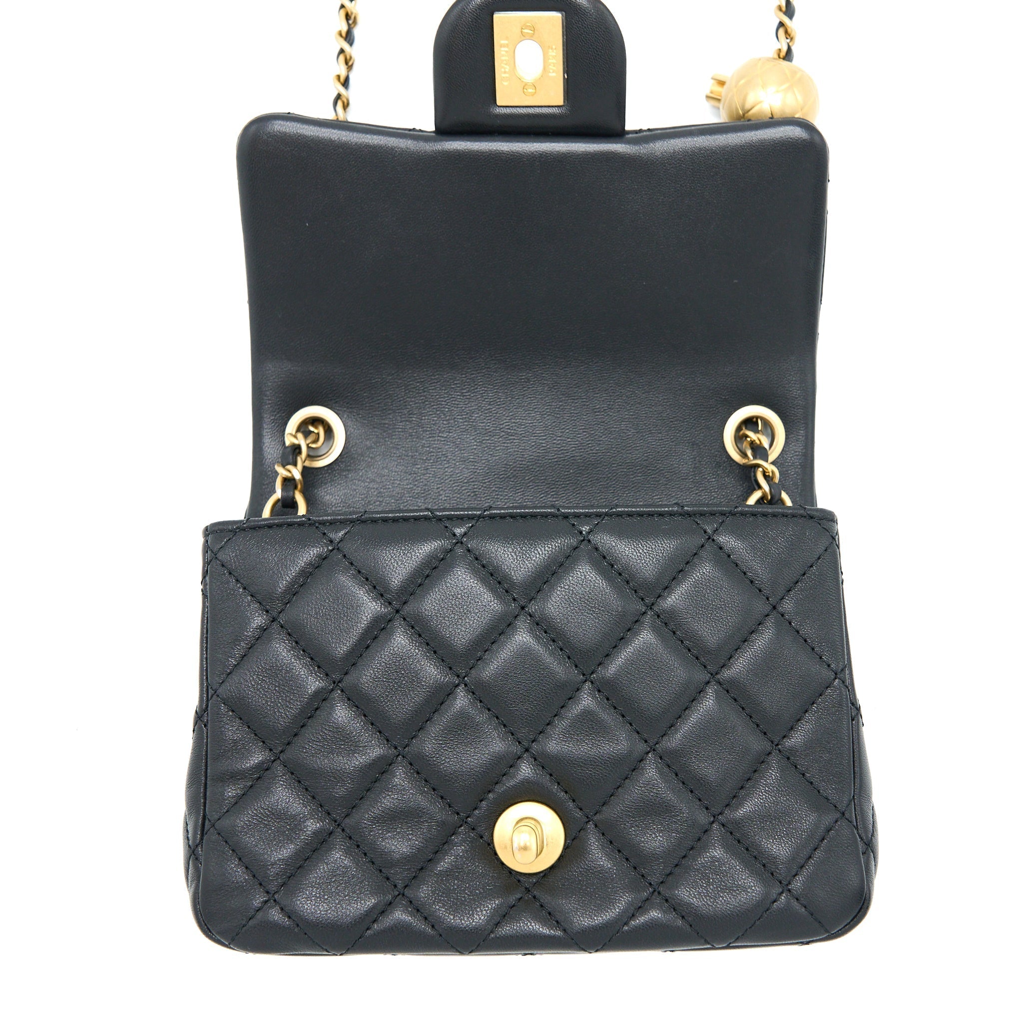chanel-pearl-crush-mini-square-lambskin-black-brushed-ghw-microchip-1