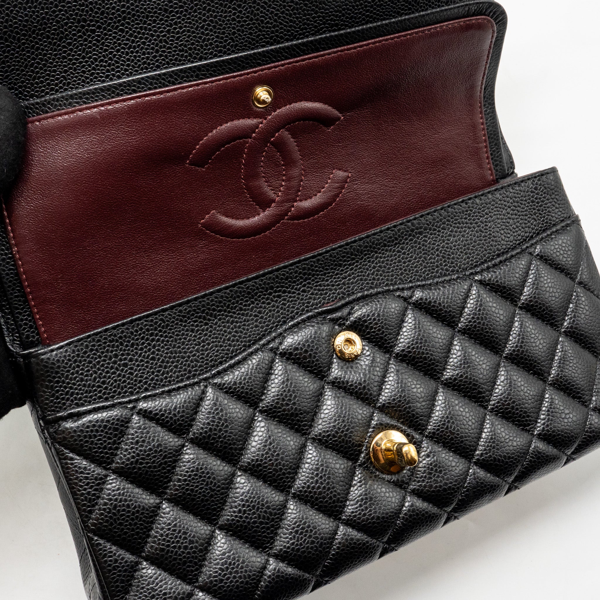 chanel-medium-classic-double-flap-bag-caviar-black-ghw-31