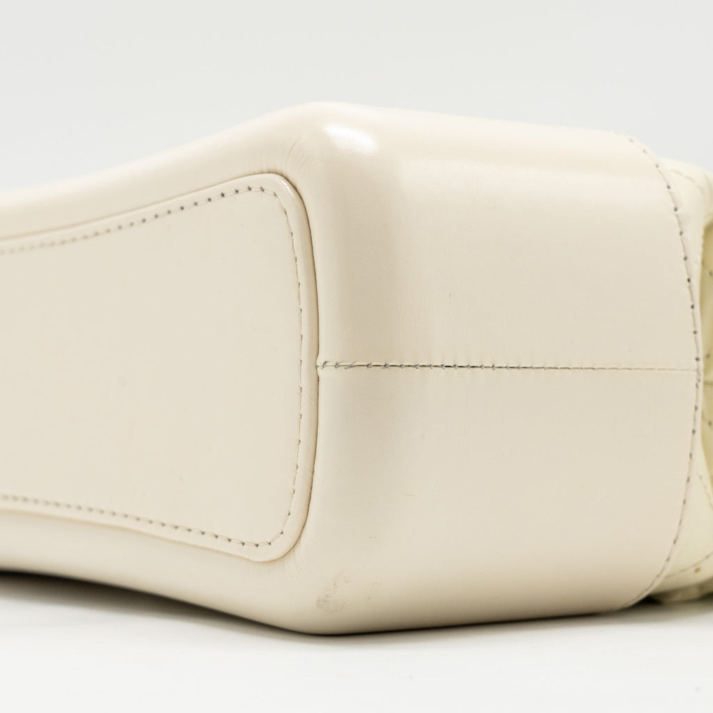 chanel-large-gabrielle-hobo-bag-aged-calfskin-white-multicolour-hardware