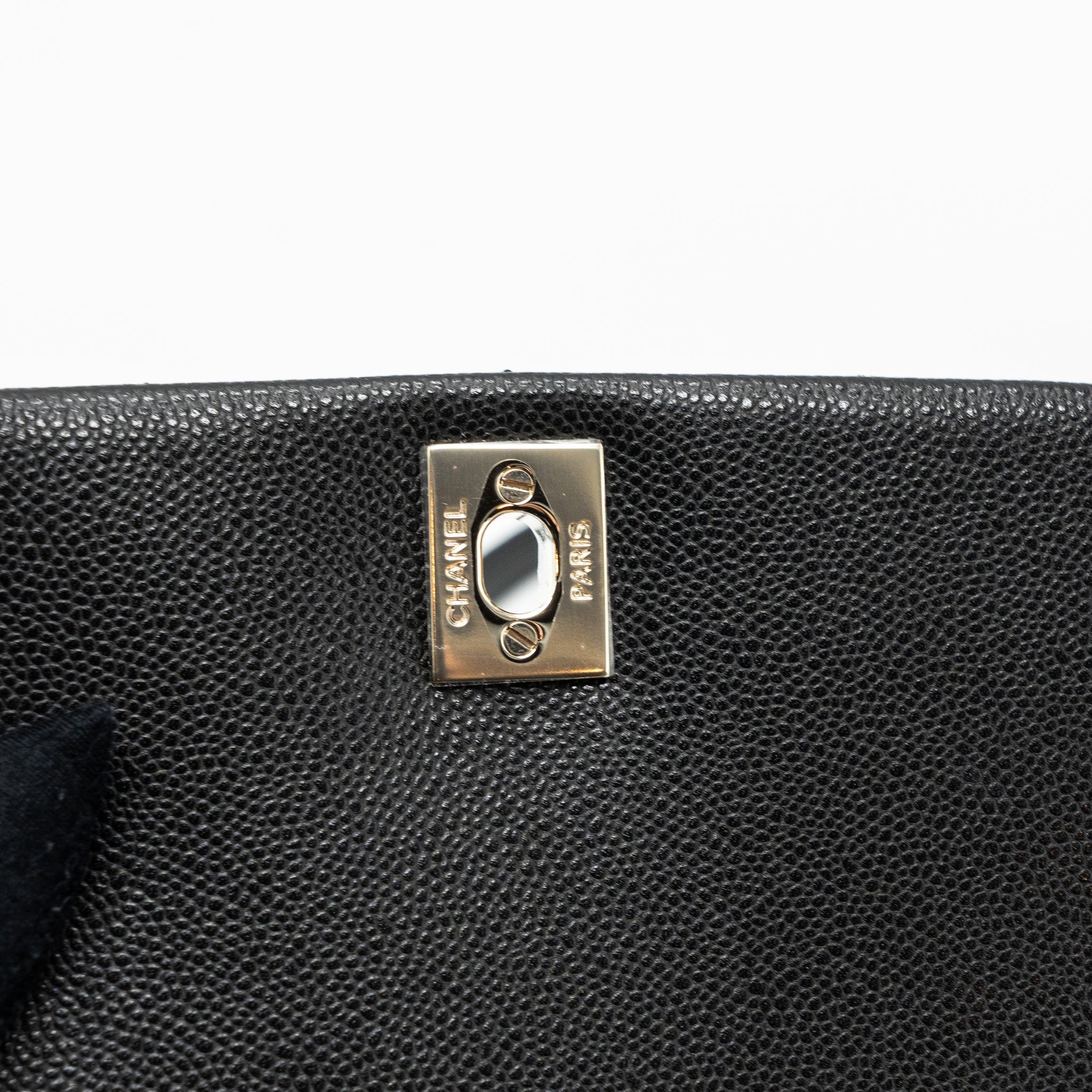 chanel-23k-triple-pocket-backpack-caviar-black-lghwmicrochip
