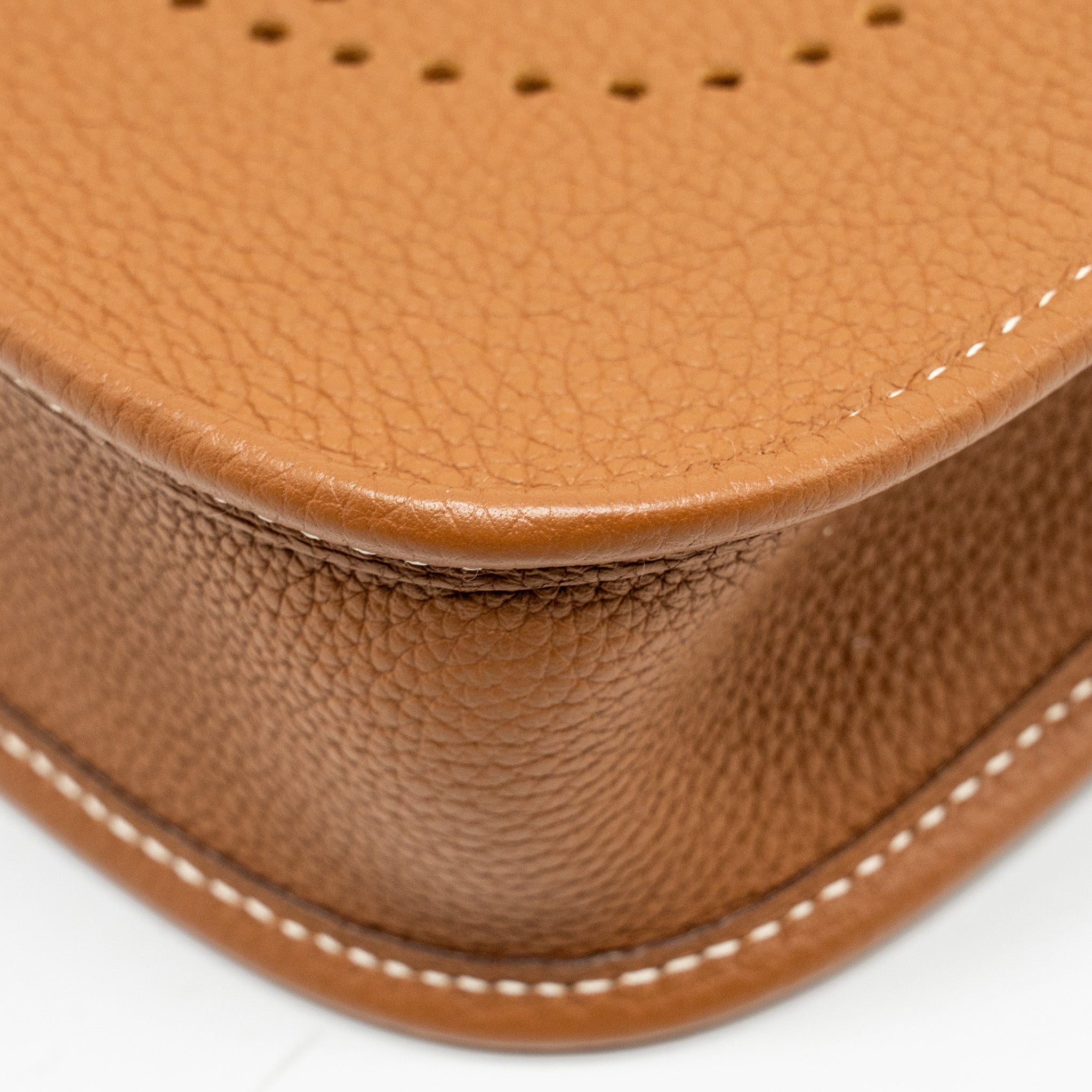 hermes-mini-evelyne-taurillon-maurice-gold-ghw-stamp-z