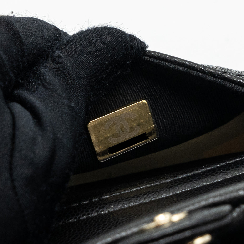 chanel-23k-triple-pocket-backpack-caviar-black-lghwmicrochip