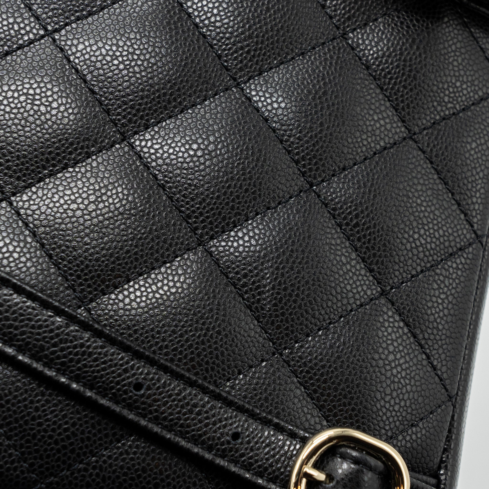 chanel-23k-triple-pocket-backpack-caviar-black-lghwmicrochip
