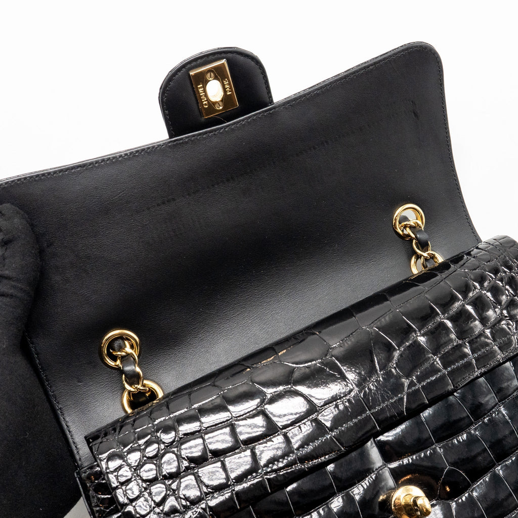 chanel-medium-classic-double-flap-bag-alligator-mississippiensis-black-ghw-copy