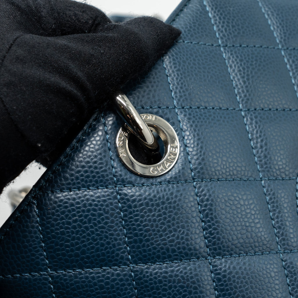 chanel-grand-shopping-tote-caviar-dark-blue-shw