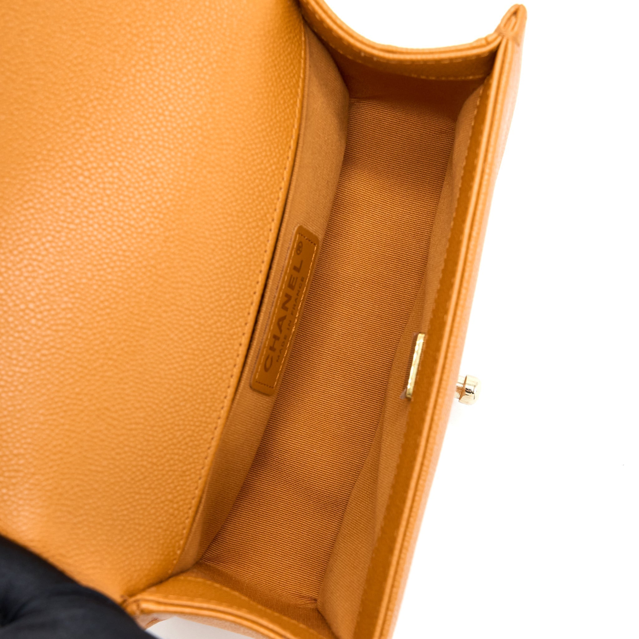 chanel-small-boy-bag-caviar-21a-nc630-caramel-lghw-microchip