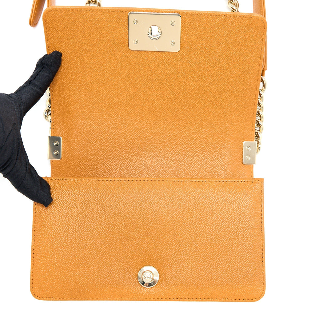 chanel-small-boy-bag-caviar-21a-nc630-caramel-lghw-microchip