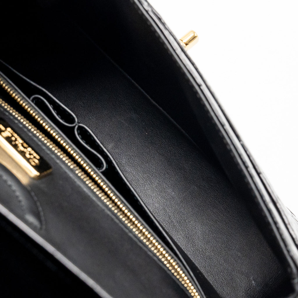 chanel-medium-classic-double-flap-bag-alligator-mississippiensis-black-ghw-copy