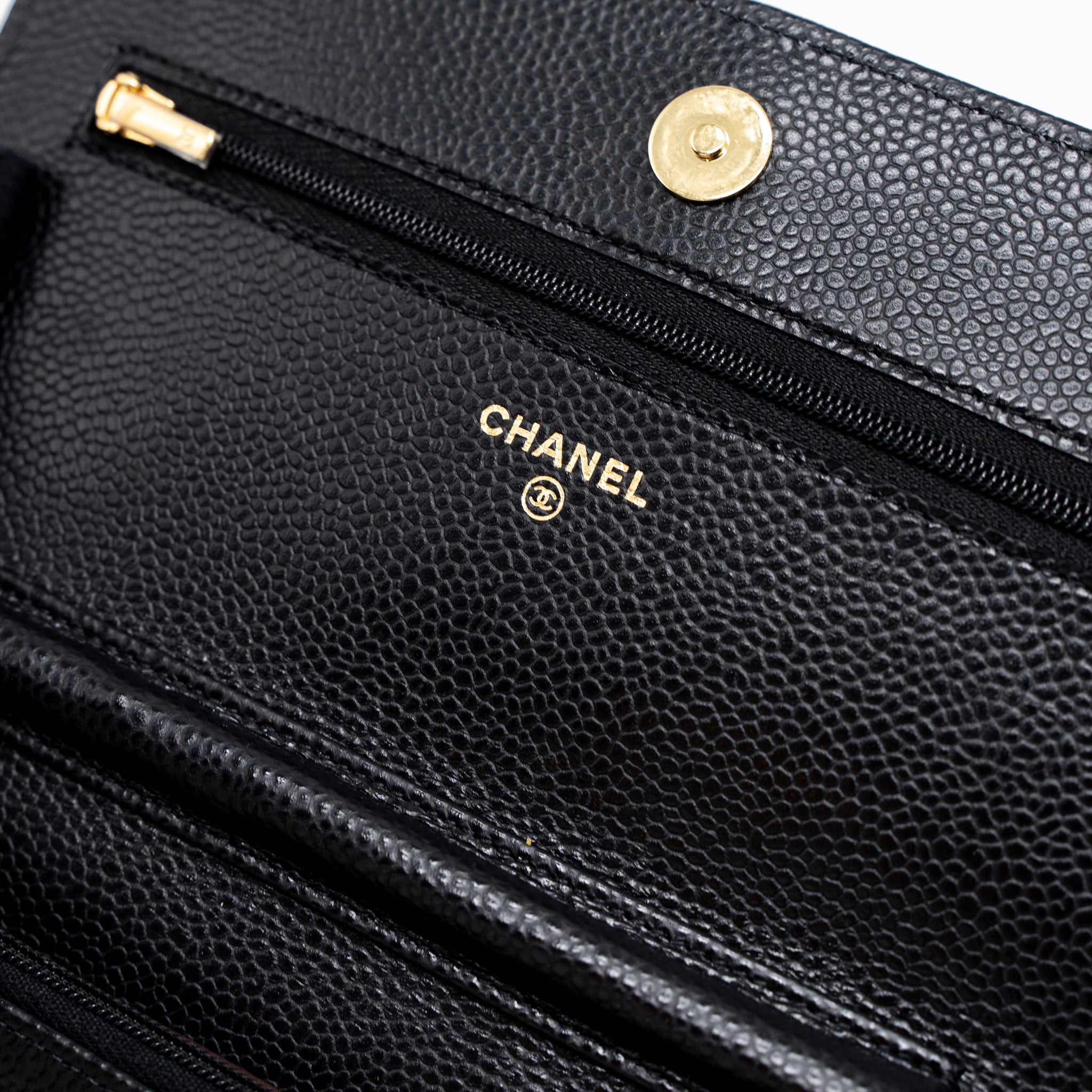 chanel-classic-wallet-on-chian-caviar-black-ghw-microchip