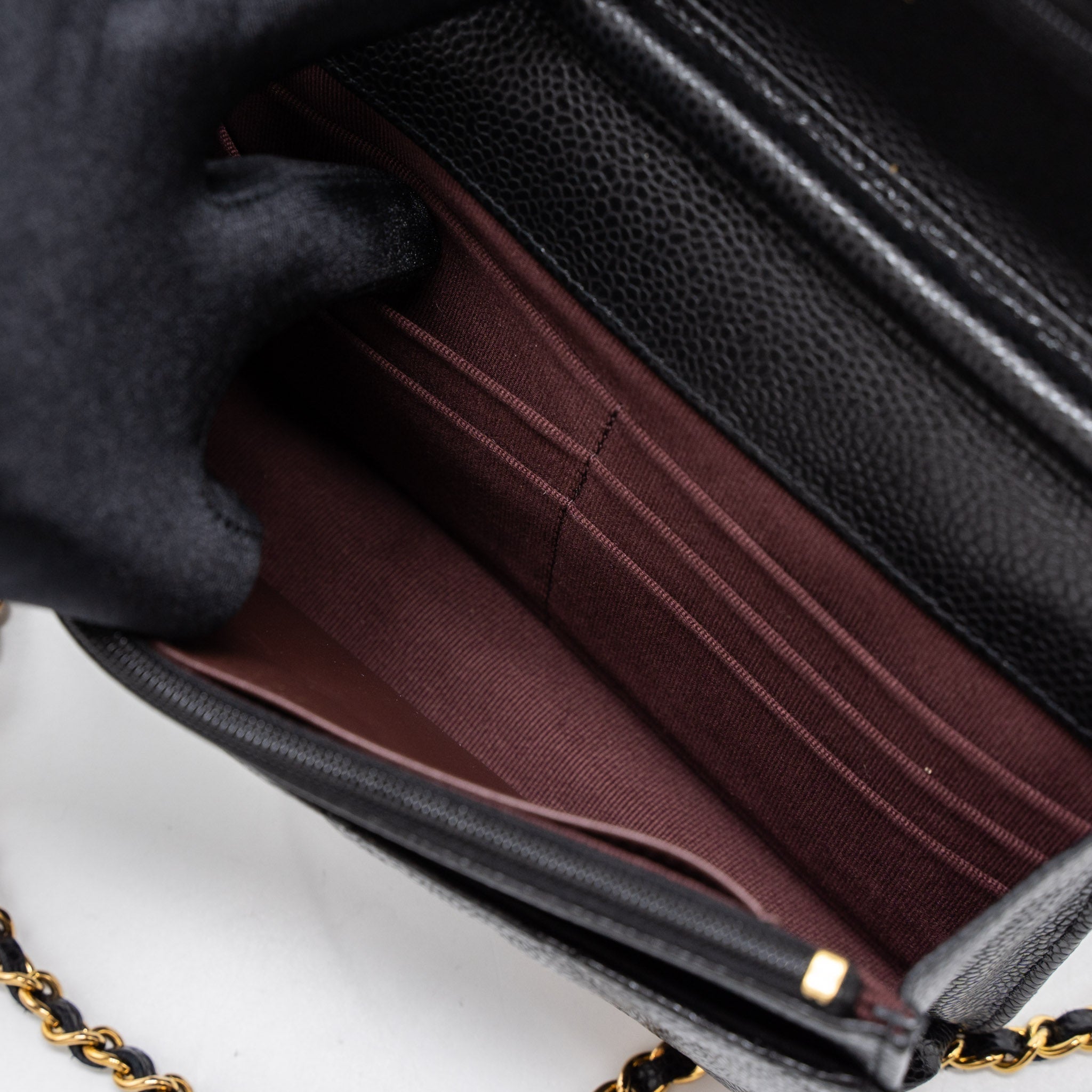 chanel-classic-wallet-on-chian-caviar-black-ghw-microchip