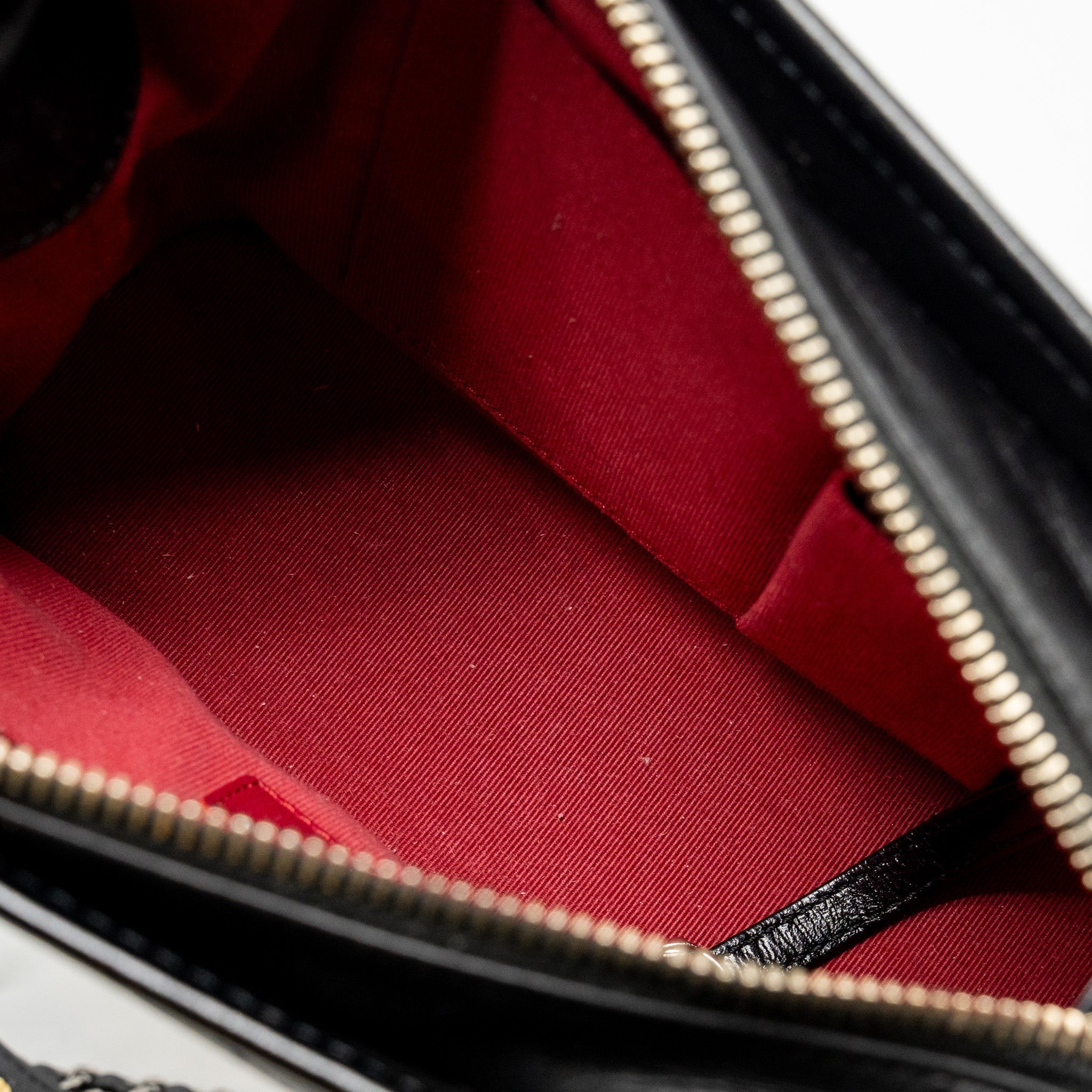 chanel-small-gabrielle-hobo-bag-aged-calfskin-black-multicoloured-hardwaremicrochip