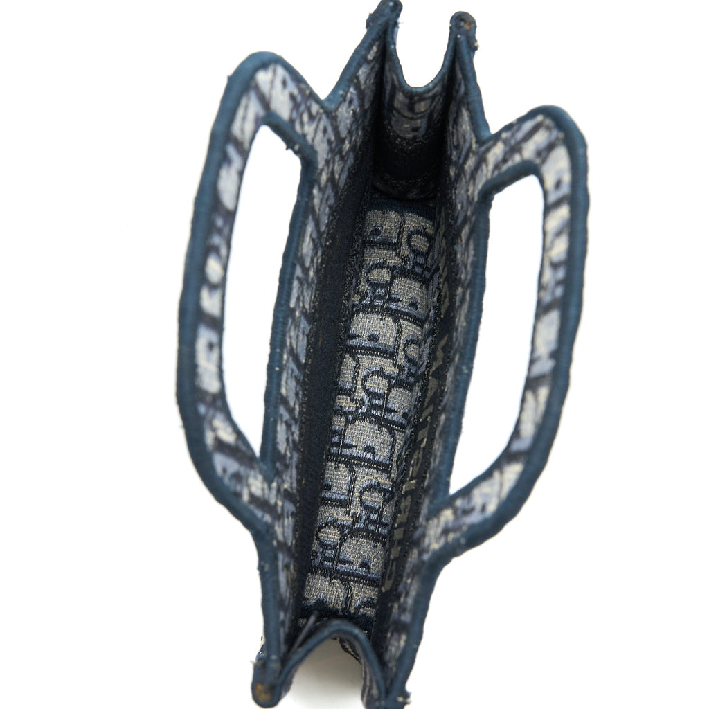 dior-mini-book-tote-blue-oblique-embroidery