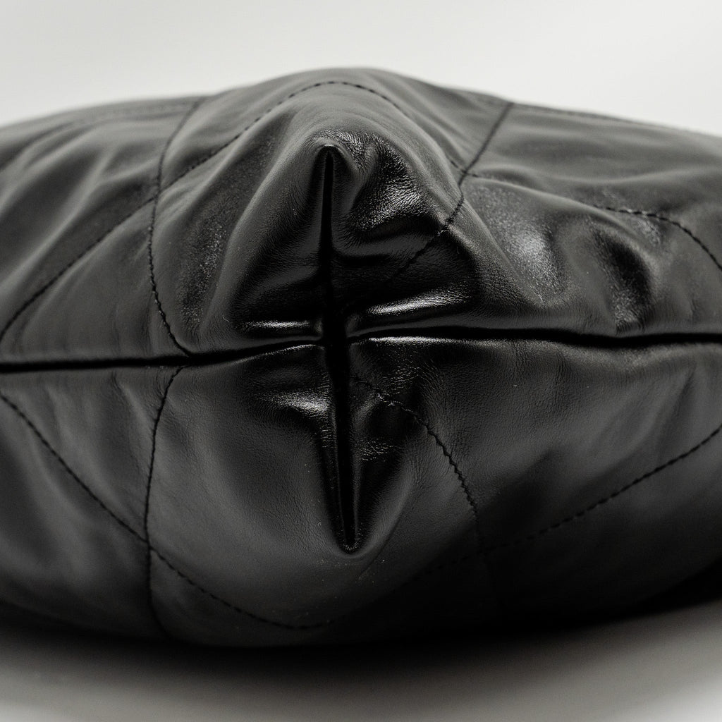 chanel-medium-22-shiny-calfskin-black-shw-microchip-1