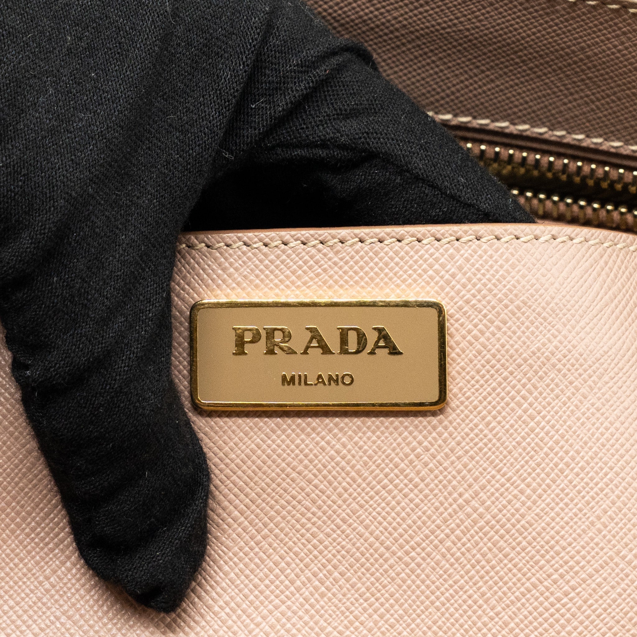 prada-double-zip-shopping-toto-saffiano-leather-cammeo-shw