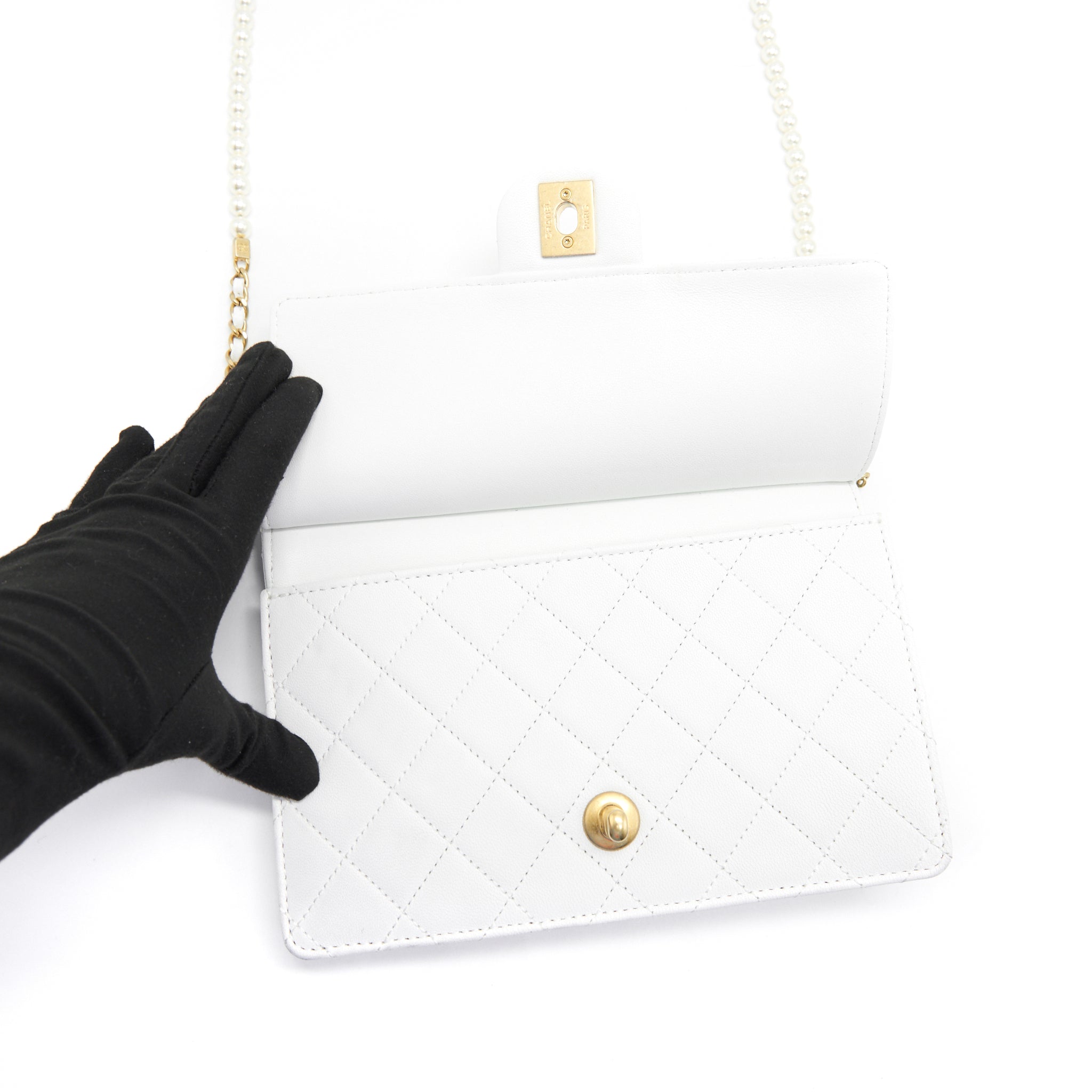 chanel-quilted-pearl-chain-flap-bag-in-white-ghw