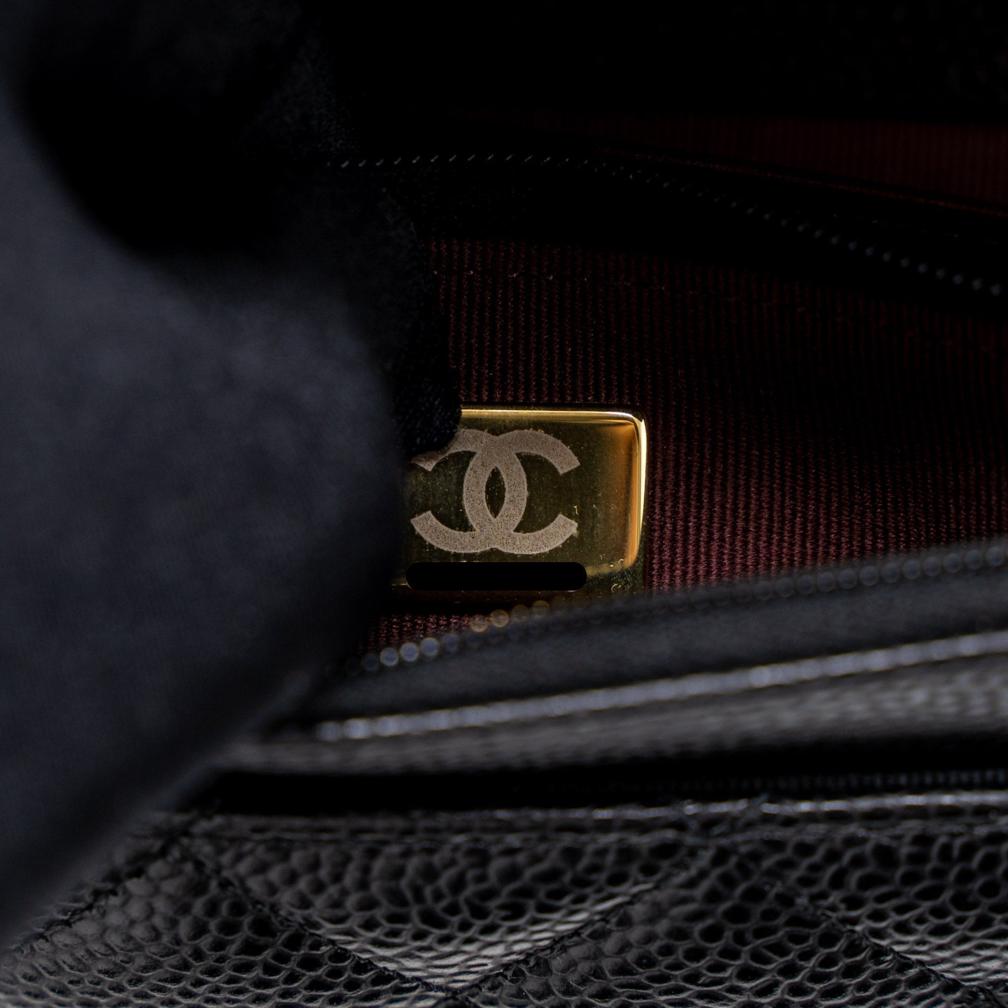 chanel-classic-wallet-on-chian-caviar-black-ghw-microchip