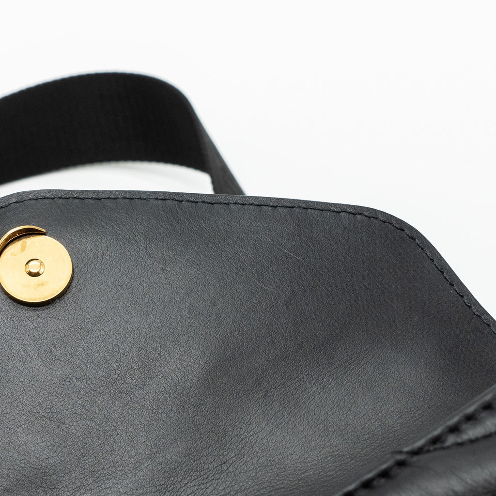 louis-vuitton-new-wave-multi-pochette-calfskin-black-ghw-1