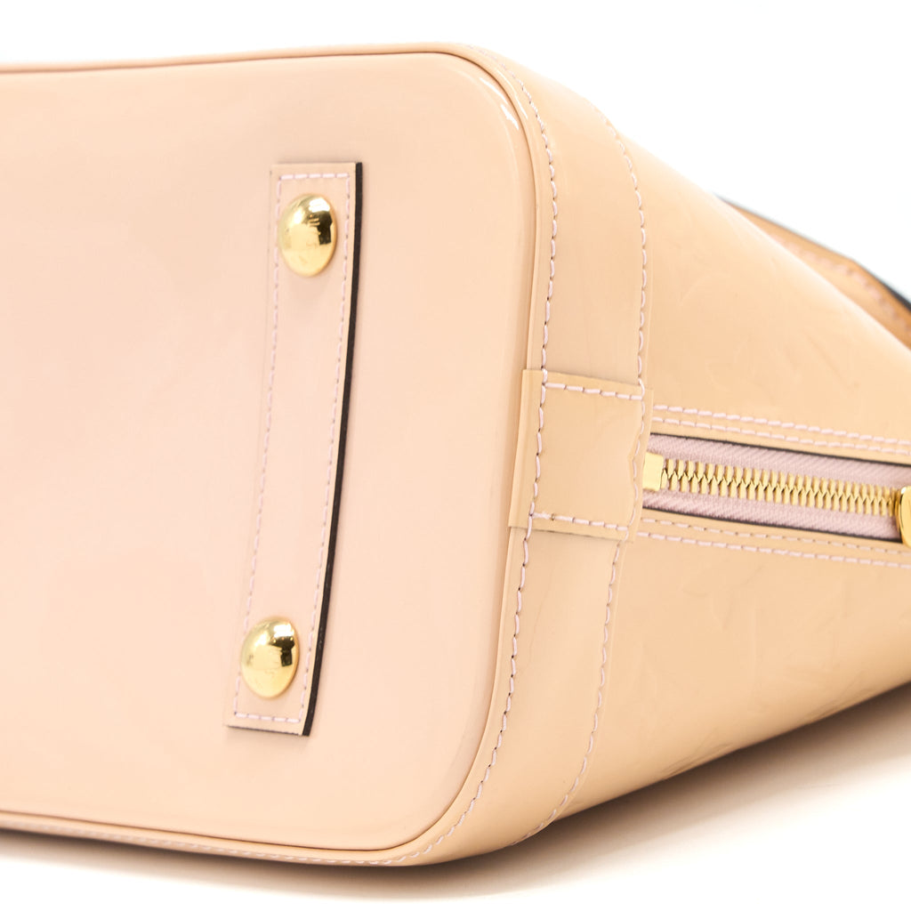 louis-vuitton-alma-pm-light-beige-ghw-1