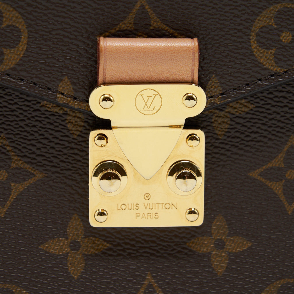 louis-vuitton-pochette-metis-monogram-canvas-ghw