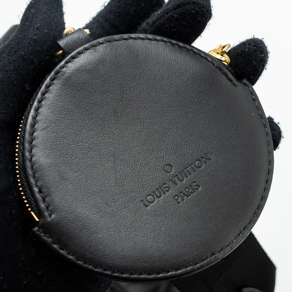 louis-vuitton-new-wave-multi-pochette-calfskin-black-ghw-1