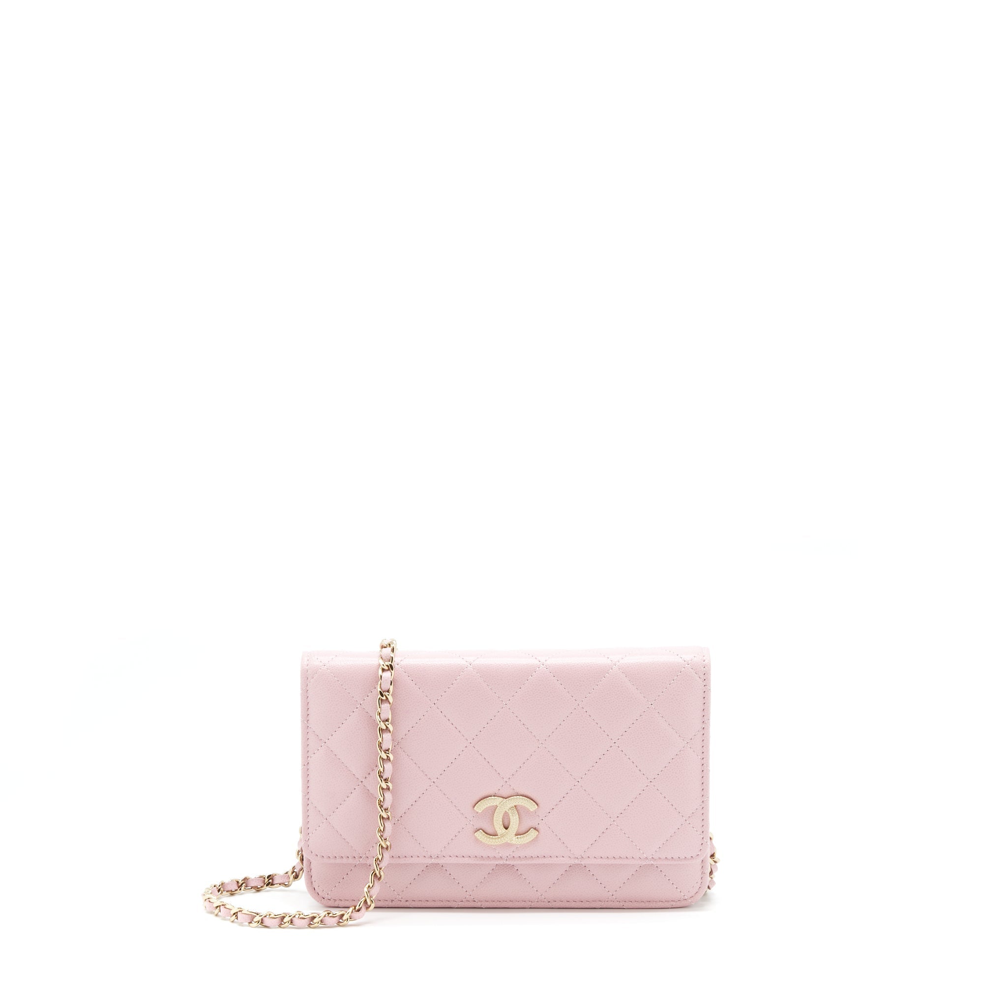 chanel-22b-wallet-on-chain-with-detail-cc-logo-caviar-light-pink-nj523-lghwmicrochip