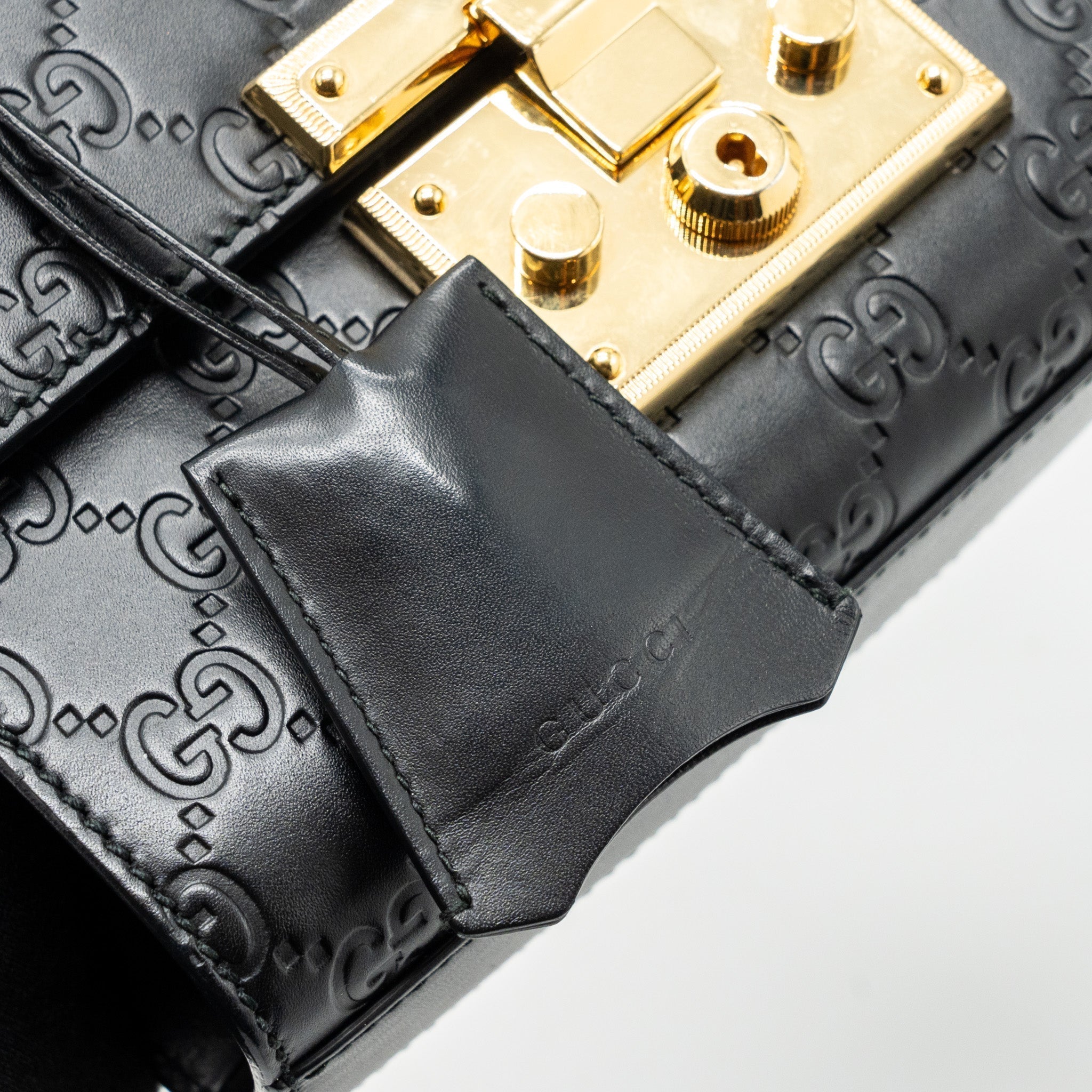 gucci-padlock-chain-bag-calfskin-black-ghw