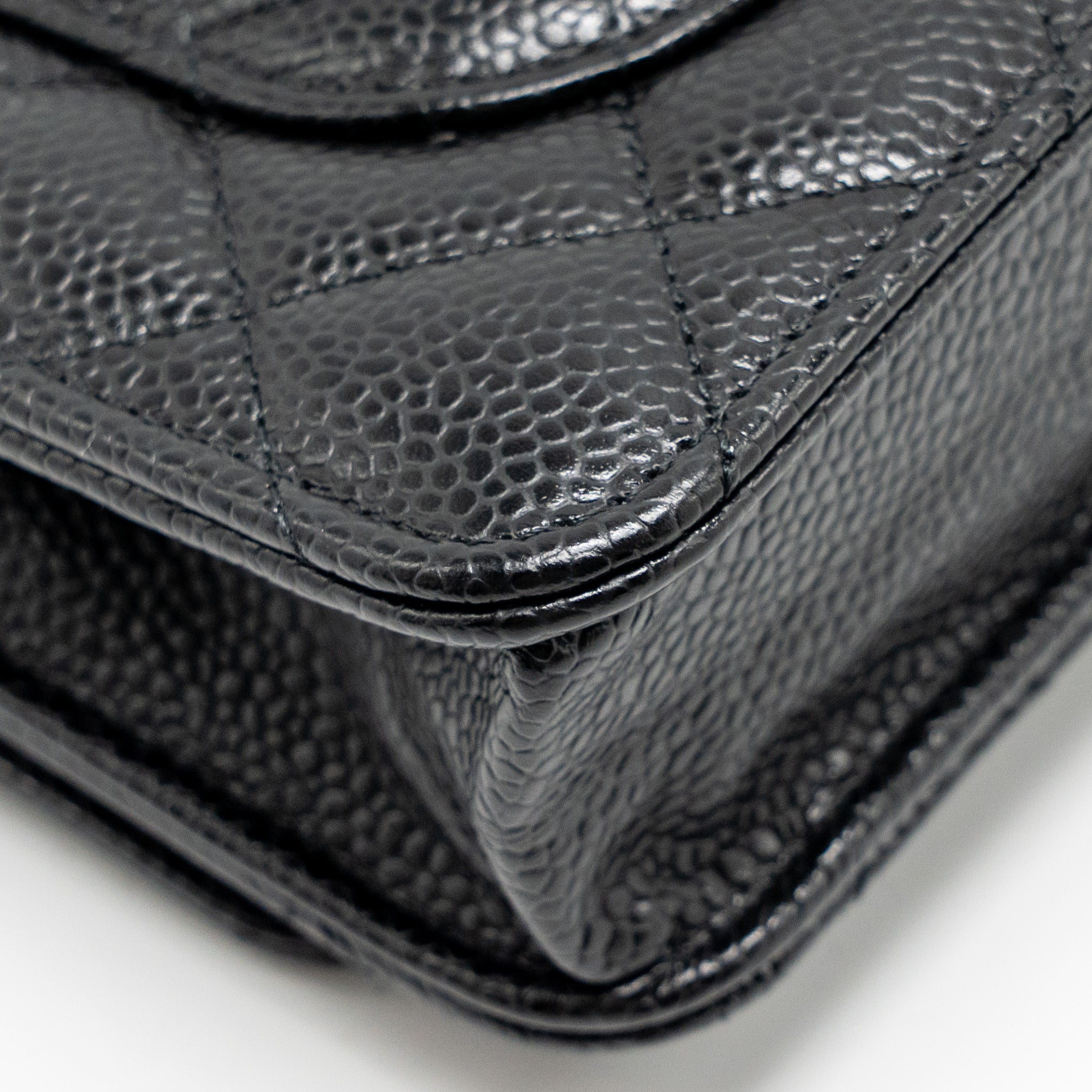 chanel-classic-wallet-on-chain-caviar-black-ghw-23